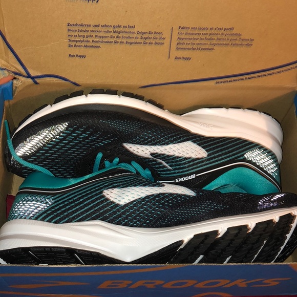Brooks launch 5 shoes - Picture 2 of 4